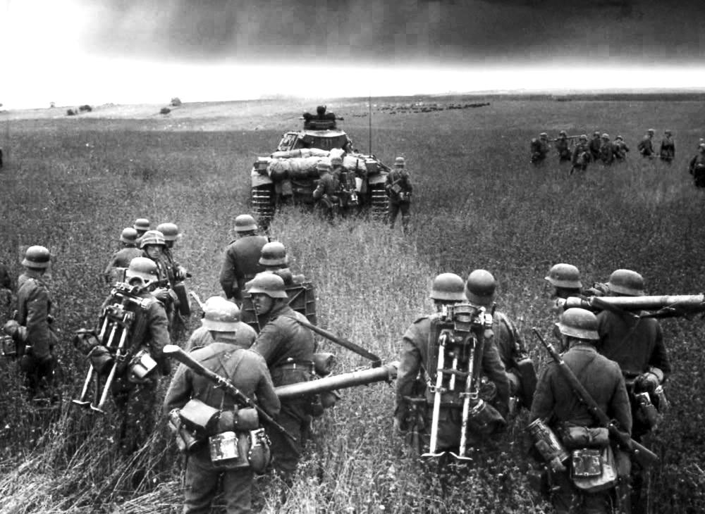 Operazione-Barbarossa-Germania-Russia-WWII.jpg